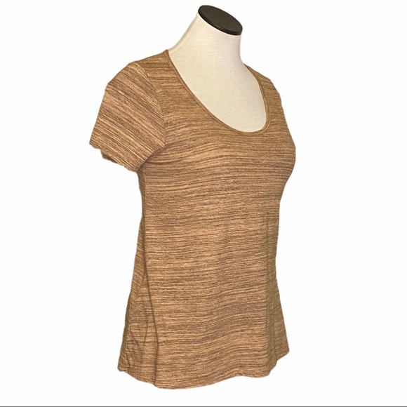 LuLaRoe Tops - LuLaRoe Classic Tee